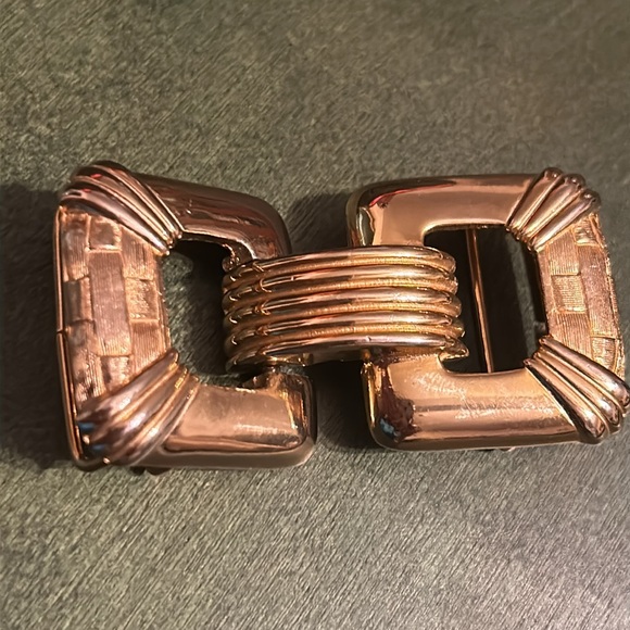 Vintage Gay Boyer Square Goldtone Belt Buckle - 2 Pieces - Picture 6 of 6